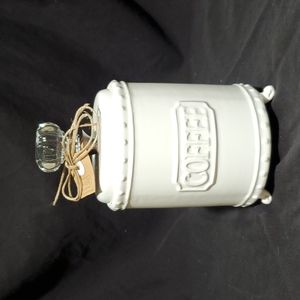 Mud Pie brand ceramic coffee container with lid NWT